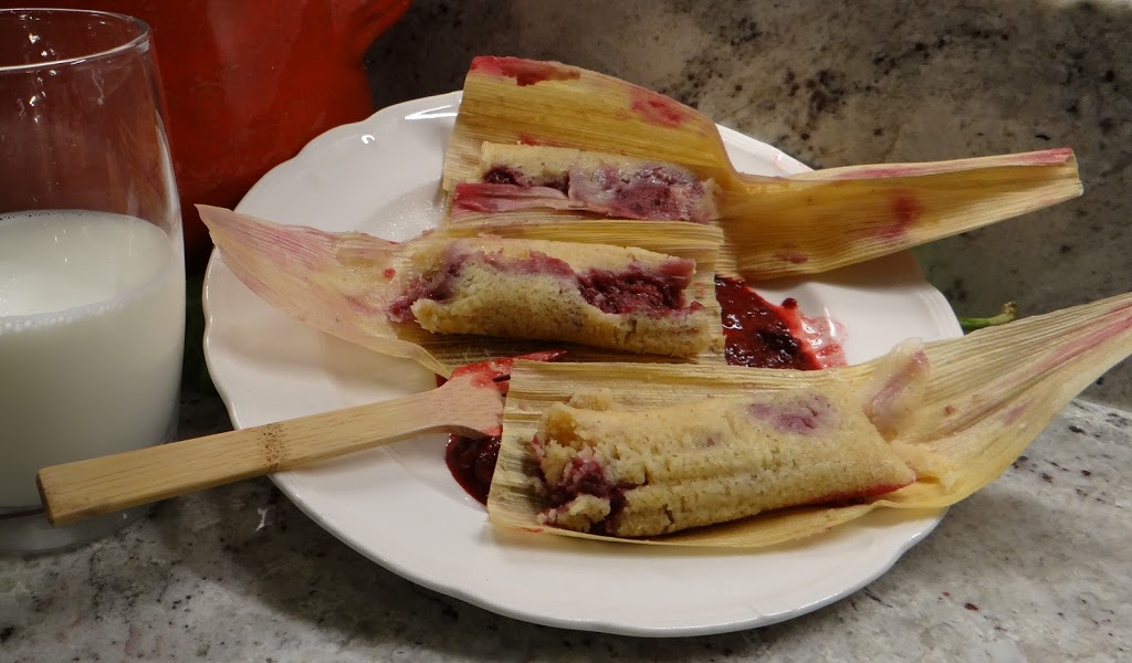 Tamalitos | restaurant | 2042 S Callaghan Rd, San Antonio, TX 78227, USA | 2104449147 OR +1 210-444-9147