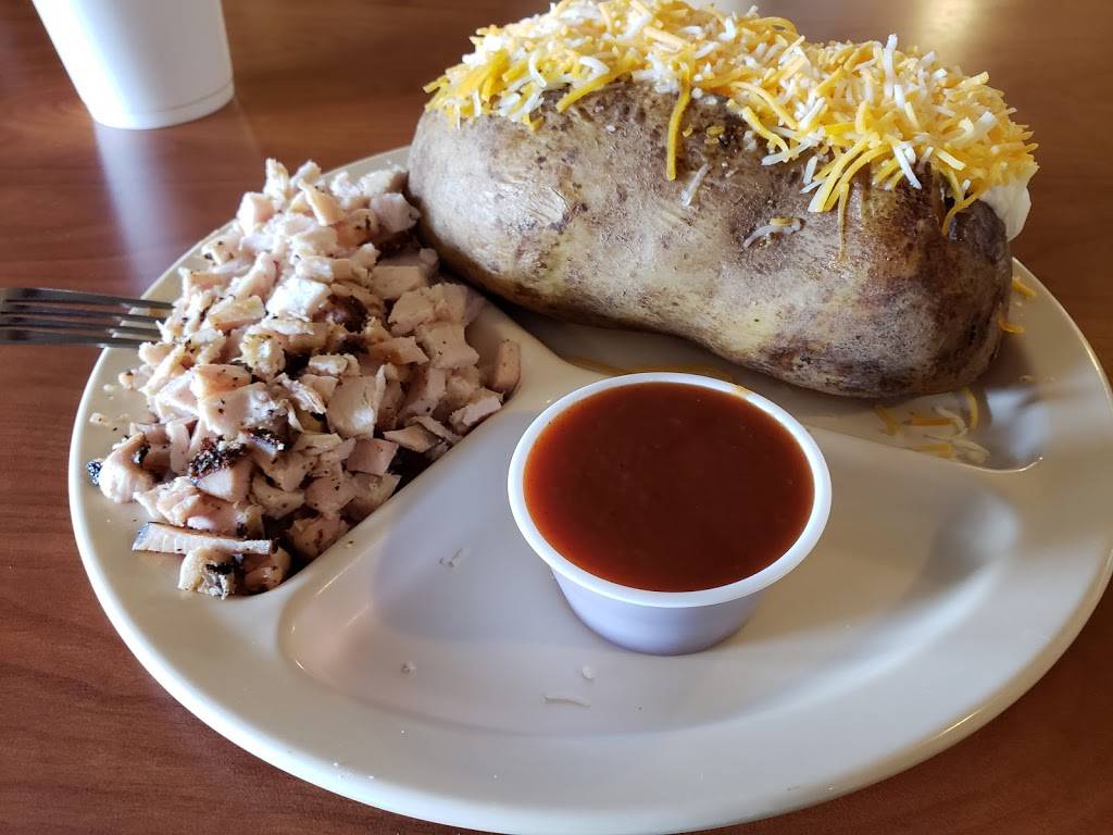 J&J BBQ & Burgers | restaurant | 300 W Whitestone Blvd, Cedar Park, TX 78613, USA | 5129180314 OR +1 512-918-0314