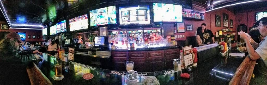 MAXS Sports Grill | restaurant | 18862 Beach Blvd, Huntington Beach, CA 92648, USA | 7149628316 OR +1 714-962-8316
