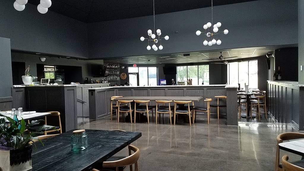 The Wild Buffalo Gastropub | restaurant | 48 Raupp Blvd, Buffalo Grove, IL 60089, USA | 8472159453 OR +1 847-215-9453