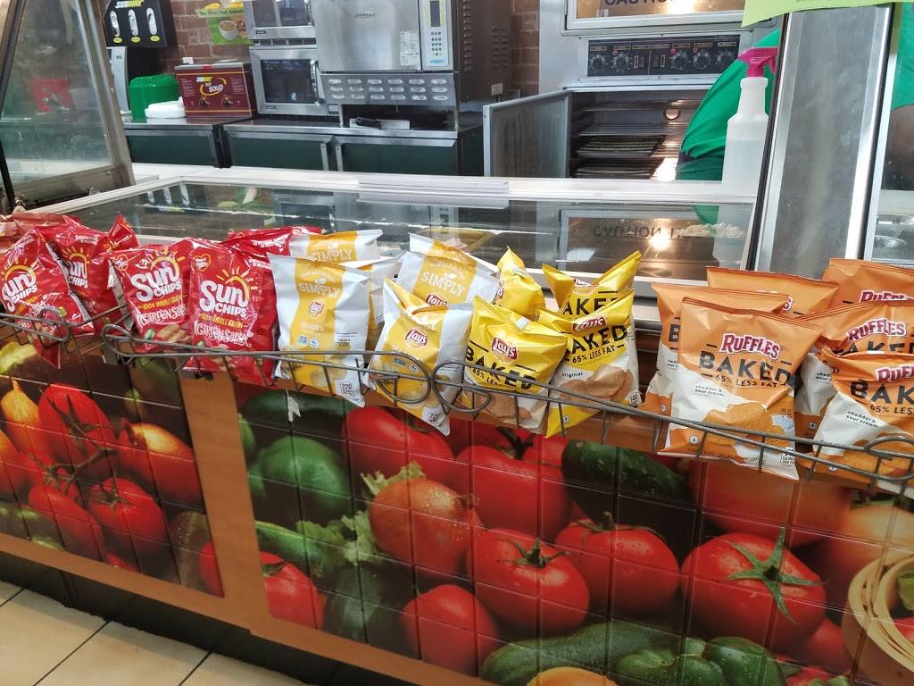 Subway | restaurant | 22345 Hwy 28, St Robert, MO 65584, USA | 5734585073 OR +1 573-458-5073