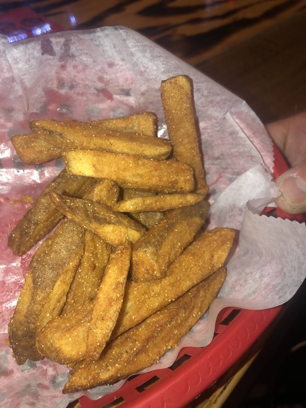 Shiners Dive Bar | restaurant | 5545 S Saginaw St, Flint, MI 48507, USA | 8108664309 OR +1 810-866-4309