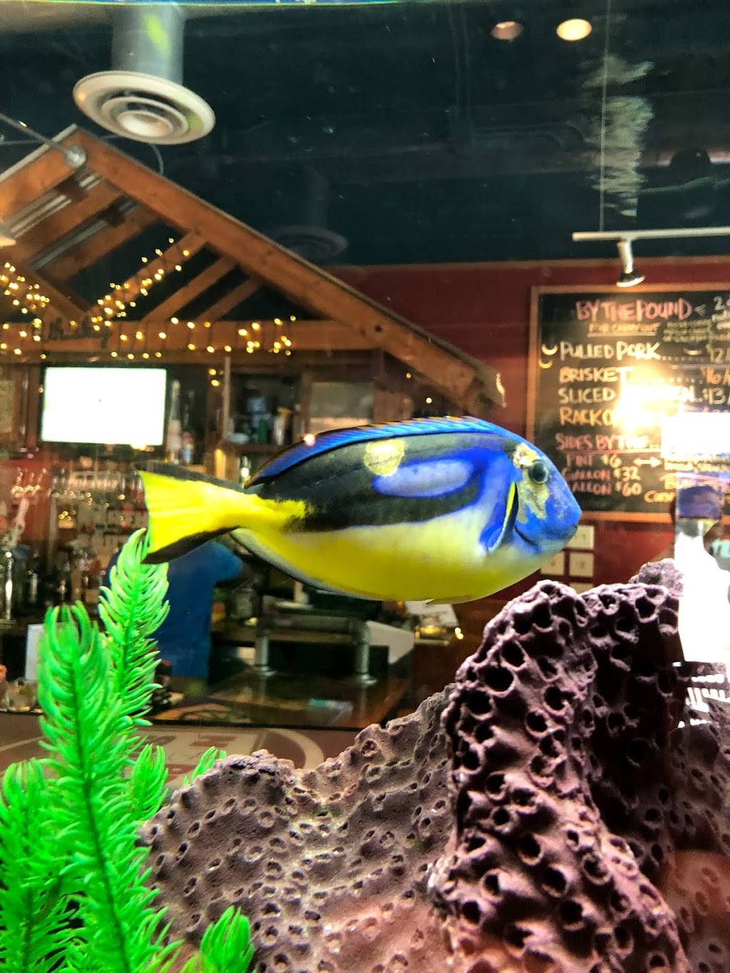 North and South Seafood & Smokehouse Madison | restaurant | 6604 Mineral Point Rd, Madison, WI 53705, USA | 6088290093 OR +1 608-829-0093