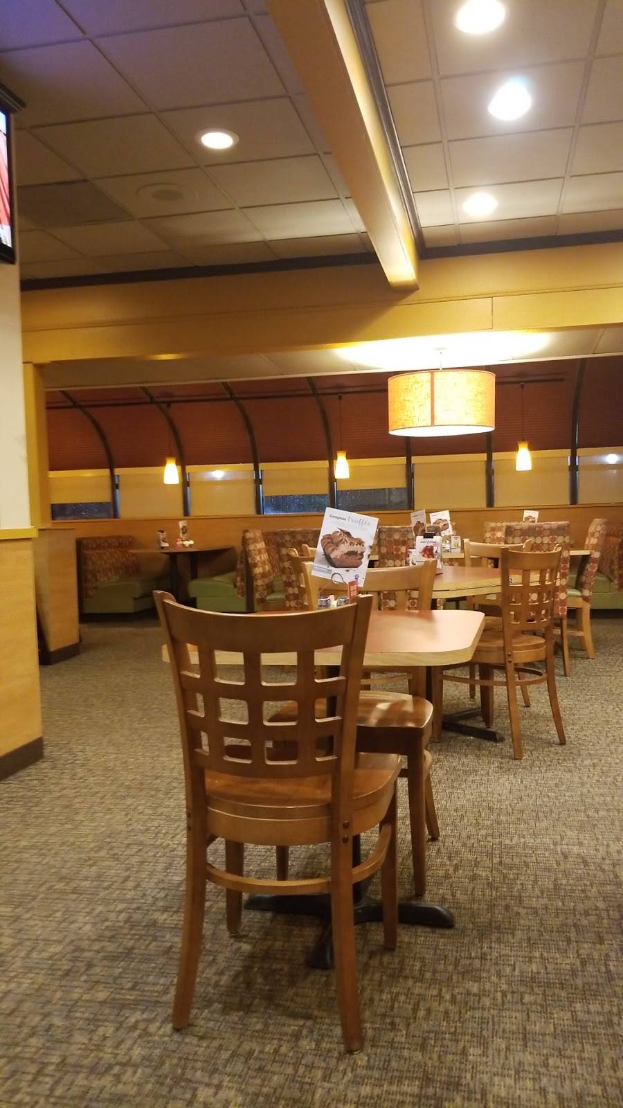 Bakers Square Restaurant & Bakery | restaurant | 14651 South La Grange Road, Orland Park, IL 60462, USA | 7084037277 OR +1 708-403-7277