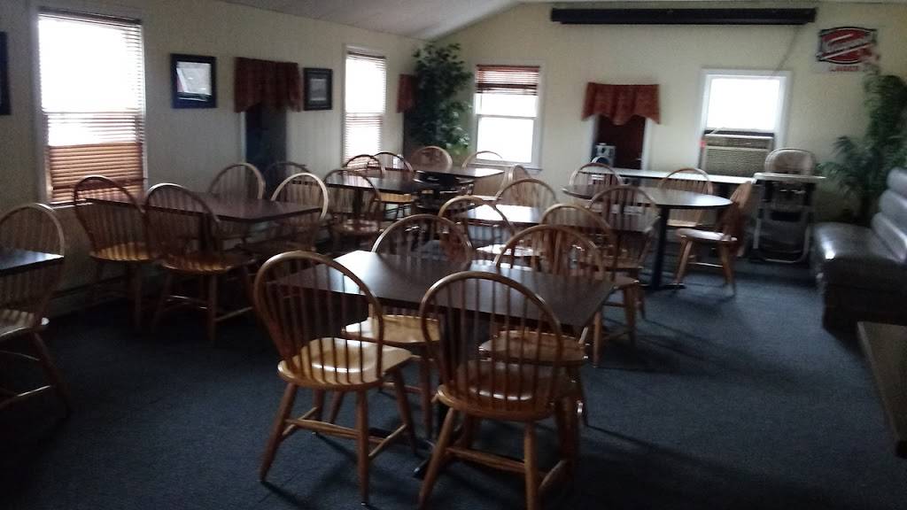 Rose Garden Restaurant & Pub | restaurant | 16 Milford St, Upton, MA 01568, USA | 5085297776 OR +1 508-529-7776