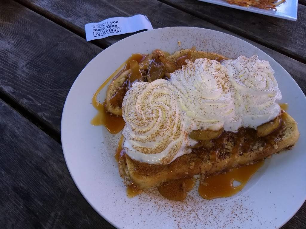 Brick House Cafe & Catering | cafe | 13485 Reynolds St, Cable, WI 54821, USA | 7157985432 OR +1 715-798-5432