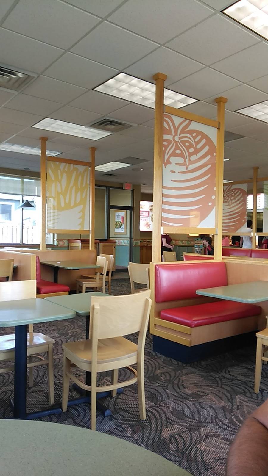 Wendys | restaurant | 345 Lake St, St. Catharines, ON L2N 4H5, Canada | 9059346421 OR +1 905-934-6421