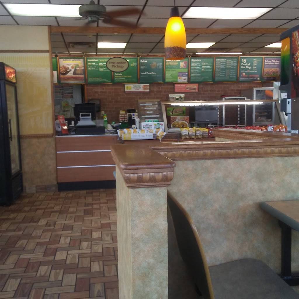 Subway | restaurant | 3415 South St, Nacogdoches, TX 75964, USA | 9365642992 OR +1 936-564-2992