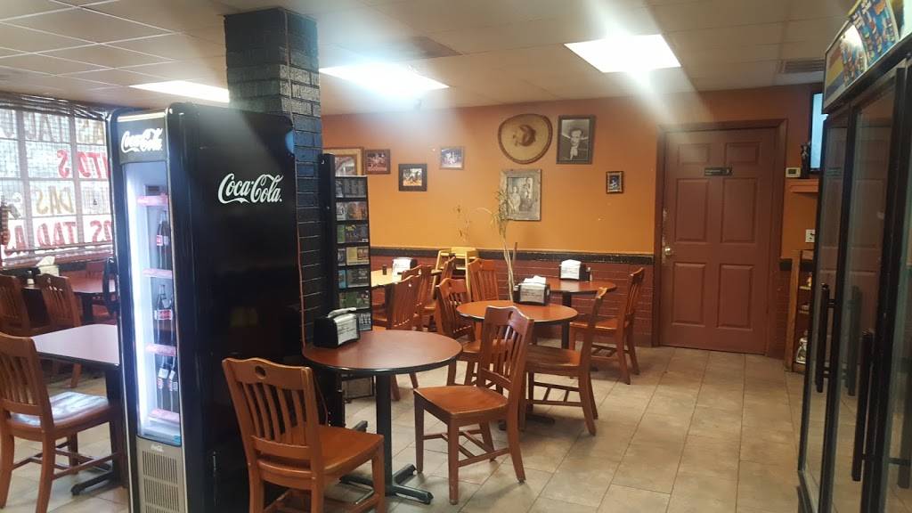 Andreas Taco Shop | restaurant | 1102 N Park St, Brenham, TX 77833, USA | 9792517078 OR +1 979-251-7078