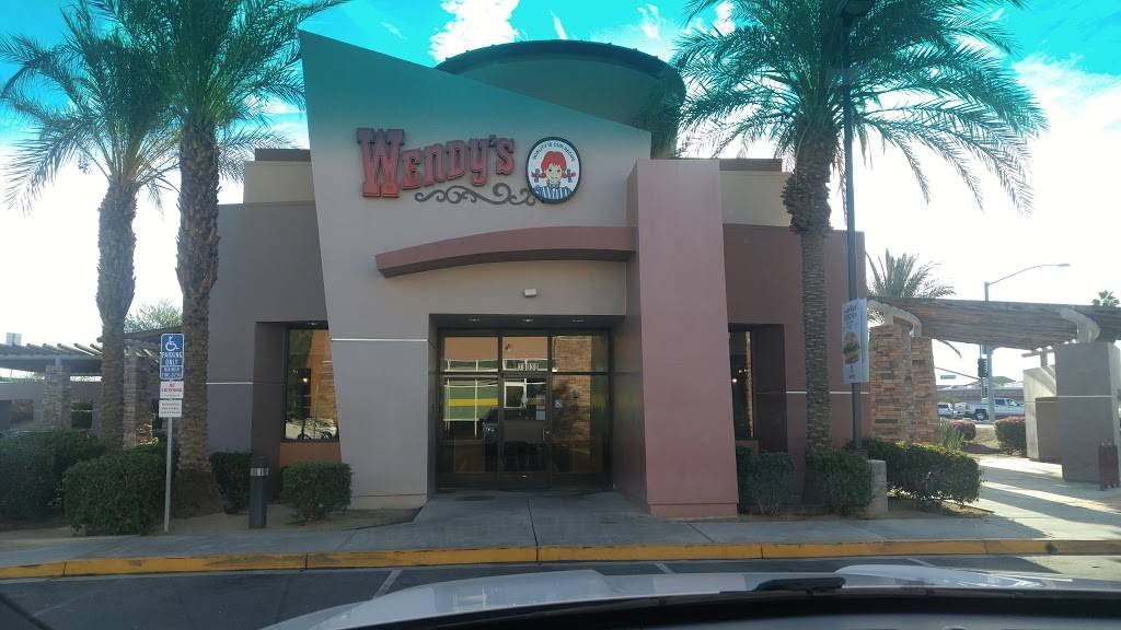 Wendys | restaurant | 78030 Country Club Dr, Palm Desert, CA 92211, USA | 7603454366 OR +1 760-345-4366