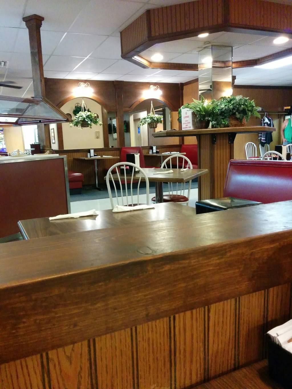 Nicks Pizzeria | restaurant | 201 McCausland St, Carlinville, IL 62626, USA | 2178544544 OR +1 217-854-4544