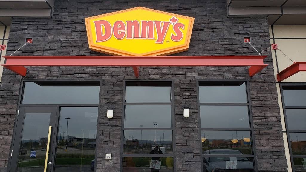 Dennys | restaurant | 560 Centennial Pkwy N, Hamilton, ON L8E 0G2, Canada | 2893897215 OR +1 289-389-7215