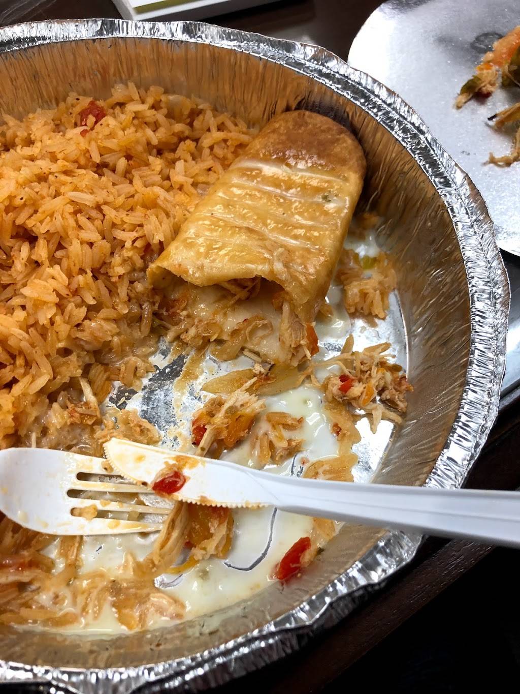 El Azteca | restaurant | 314 Constitution Dr A, Virginia Beach, VA 23462, USA | 7574731746 OR +1 757-473-1746