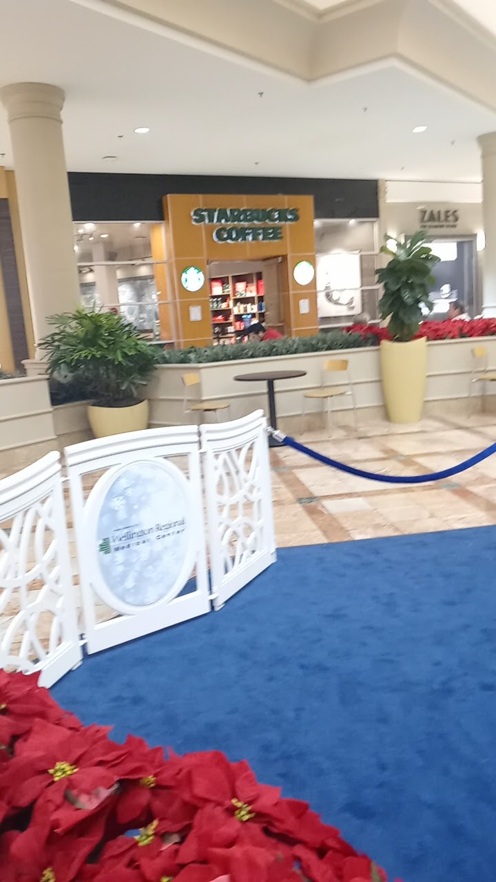 Starbucks | cafe | 10300 W Forest Hill Blvd #126, Wellington, FL 33414, USA | 5617956610 OR +1 561-795-6610