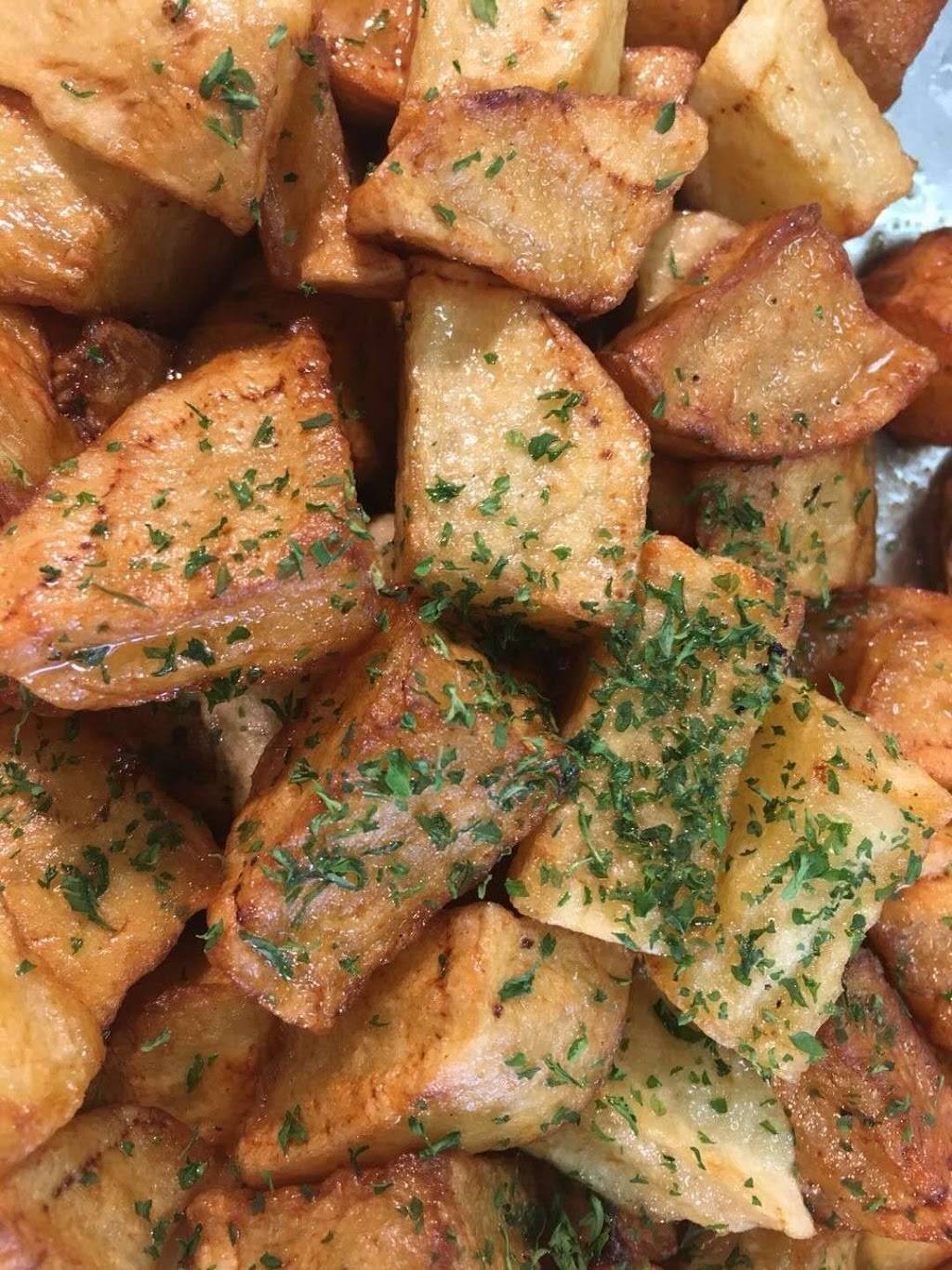 Asian Kitchen | restaurant | 310 E McGalliard Rd, Muncie, IN 47303, USA | 7652737446 OR +1 765-273-7446