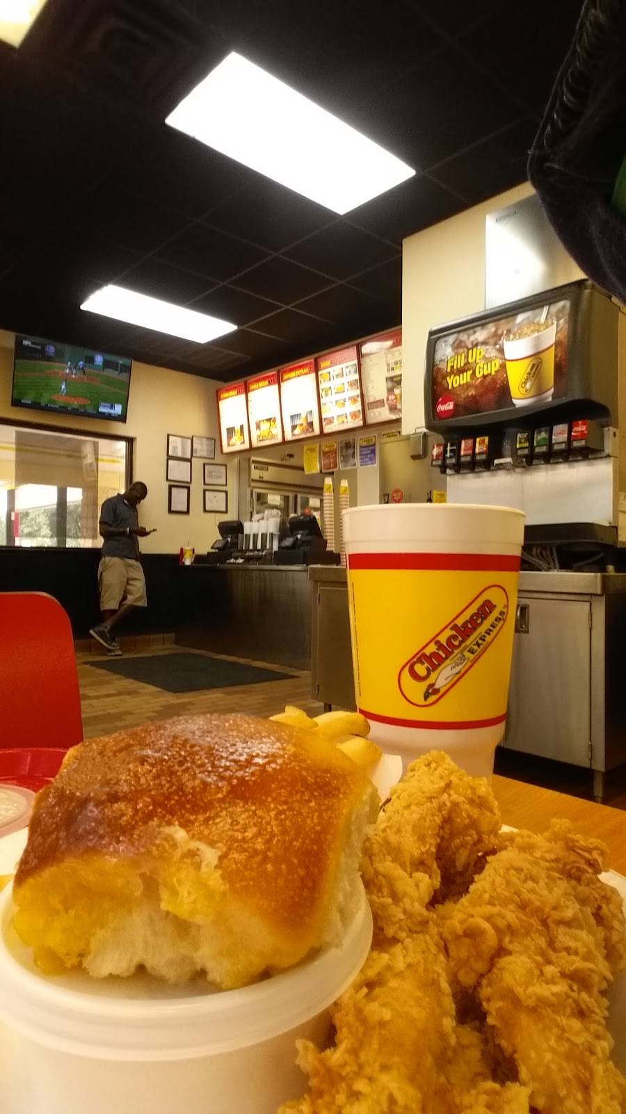 Chicken Express | restaurant | 8551 Meadowbrook Blvd, Fort Worth, TX 76120, USA | 8178013321 OR +1 817-801-3321