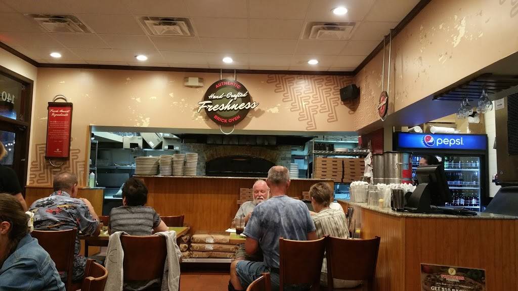 Flippers Pizzeria | meal delivery | 5770 US-192, Kissimmee, FL 34746, USA | 4073979509 OR +1 407-397-9509