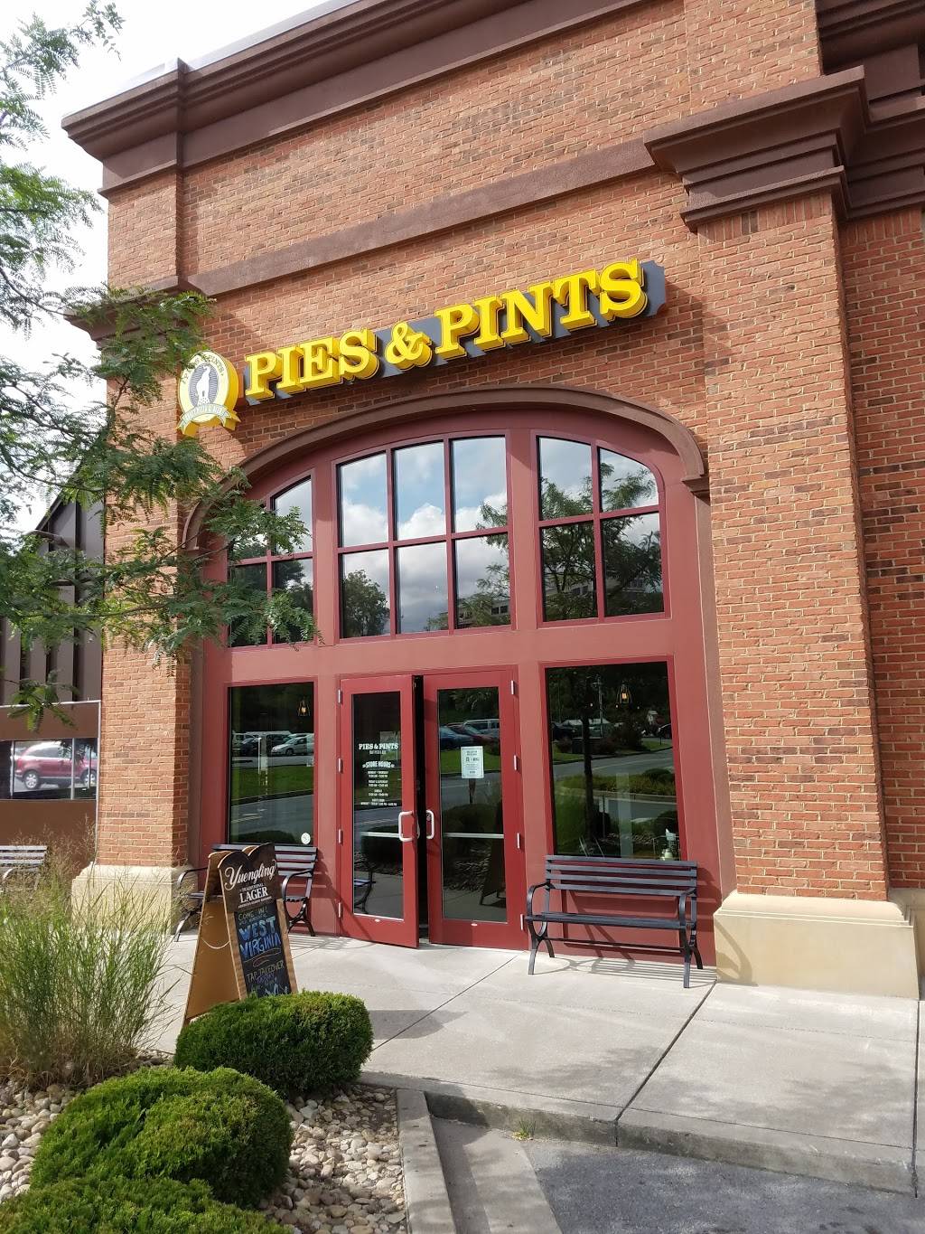 Pies & Pints - Morgantown, WV | restaurant | 1002 Suncrest Towne Centre Drive, Morgantown, WV 26505, USA | 3047774749 OR +1 304-777-4749