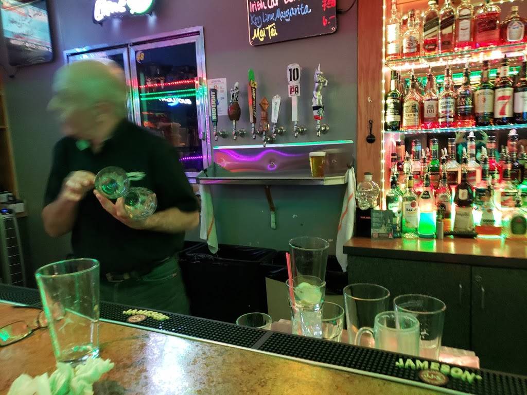 Maxwells Pub & Grill | restaurant | 737 SW 185th Ave, Beaverton, OR 97006, USA | 5036494688 OR +1 503-649-4688