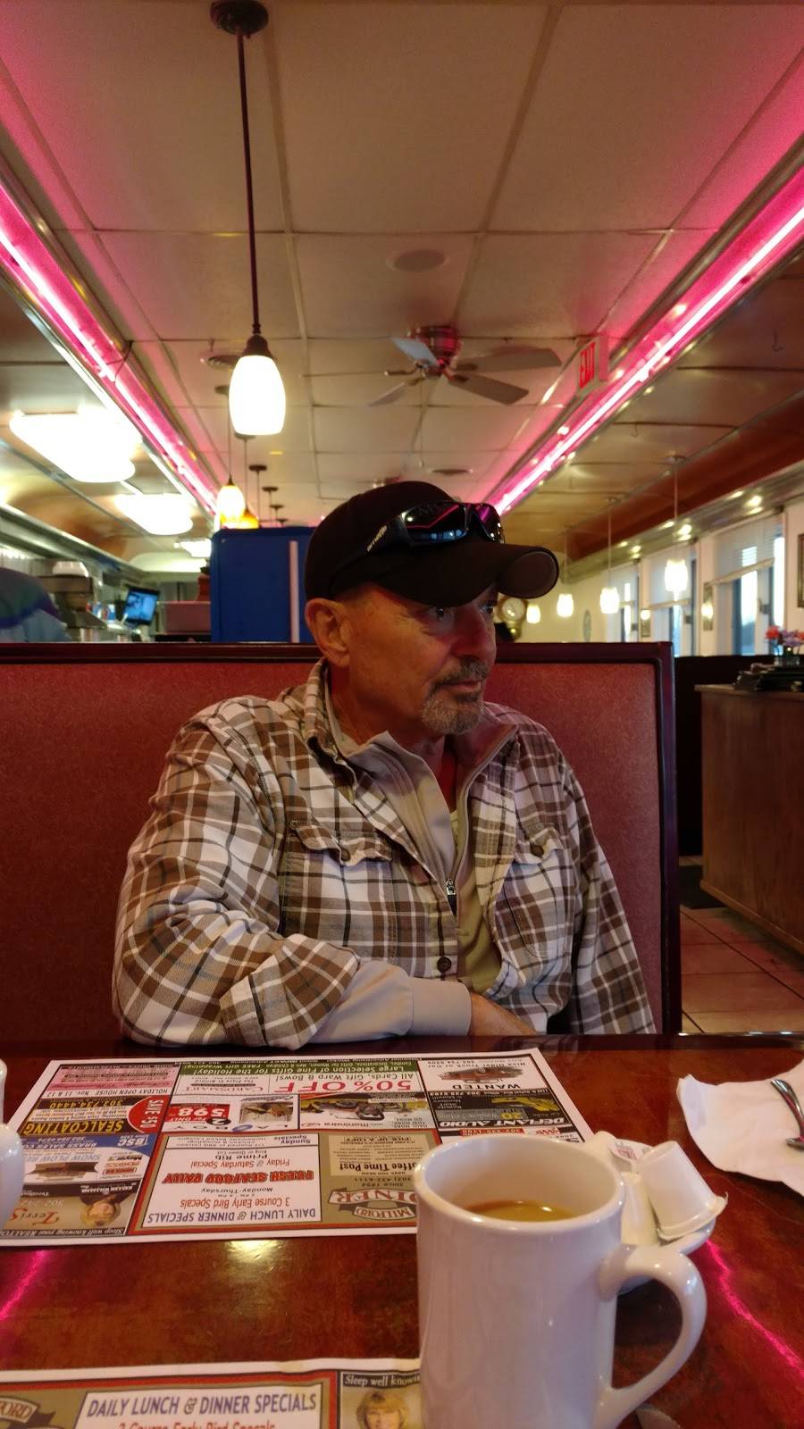 Milford Diner LLC | restaurant | N Walnut St, Milford, DE 19963, USA | 3024240222 OR +1 302-424-0222