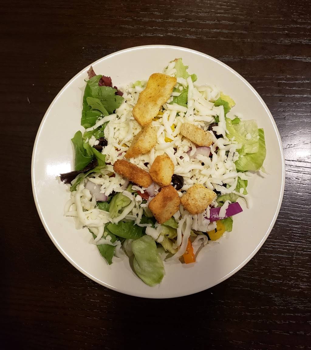 Salvatores Italian Grill | restaurant | 8720 E Market St, Warren, OH 44484, USA | 3306097777 OR +1 330-609-7777