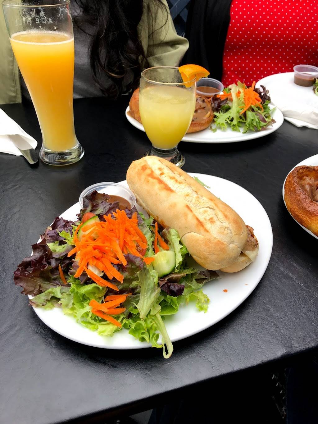 2 Rivers | restaurant | 25 Grand River St N, Paris, ON N3L 2L9, Canada | 5194423233 OR +1 519-442-3233