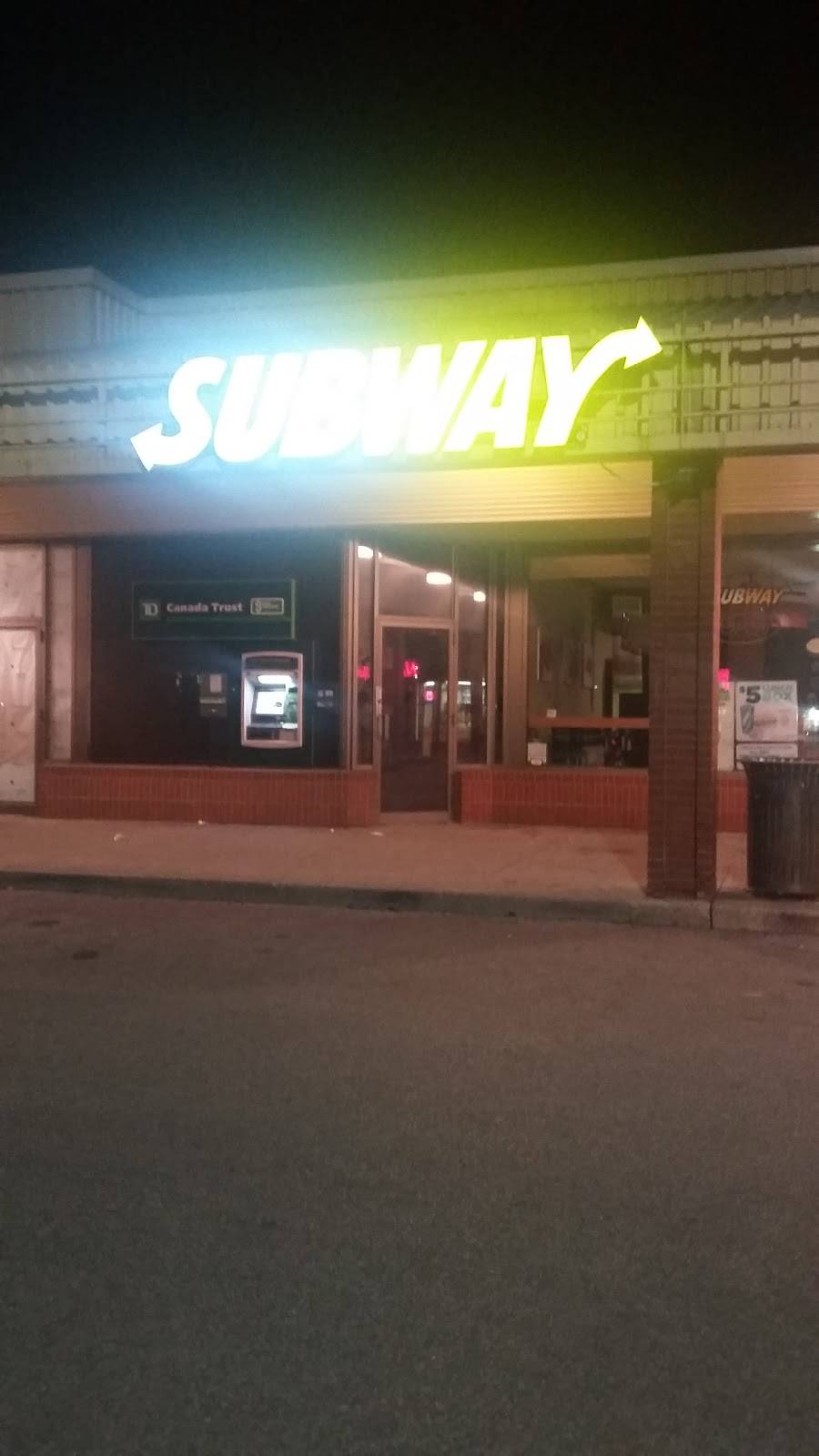 Subway | restaurant | Kingsbury Centre, 1891 Rathburn Rd E Unit #18, Mississauga, ON L4W 3Z3, Canada | 9052322050 OR +1 905-232-2050