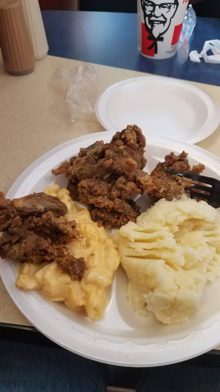 KFC | restaurant | 1122 E Stuart Dr, Galax, VA 24333, USA | 2762368002 OR +1 276-236-8002