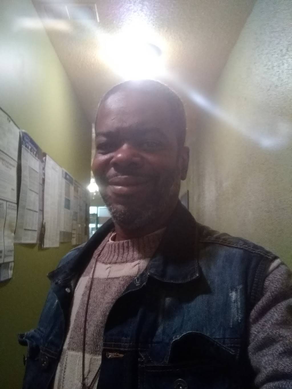 Sensational Wings & Things | restaurant | 9050 Millbranch Rd, Southaven, MS 38671, USA | 6624705939 OR +1 662-470-5939