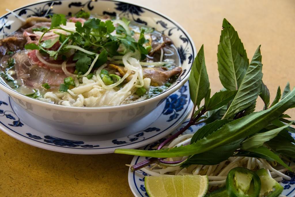 Pho Hoang Express | restaurant | 16425 Bernardo Center Dr, San Diego, CA 92128, USA | 8586137777 OR +1 858-613-7777