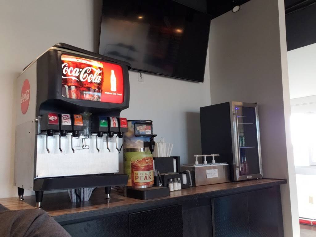 Uno Mas | restaurant | 8641 W 13th St N, Wichita, KS 67212, USA | 3163644632 OR +1 316-364-4632