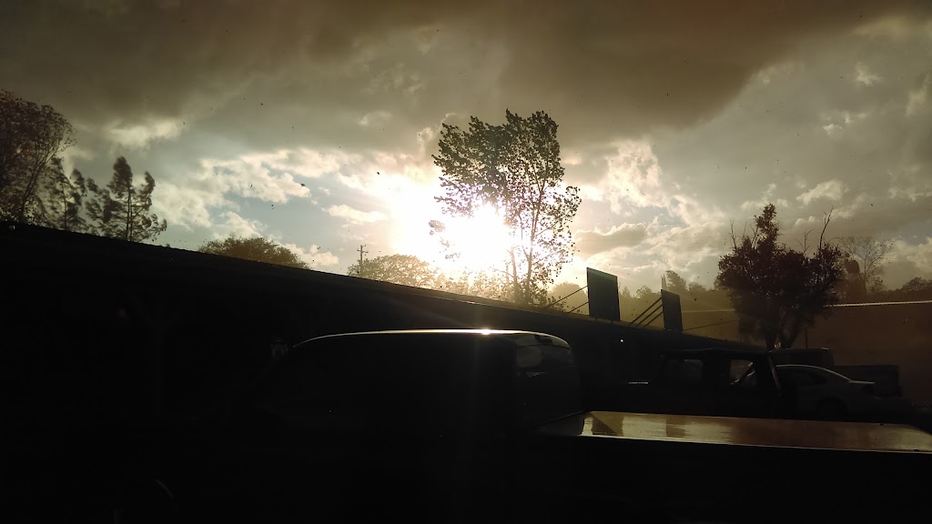 Lakeside Market & Gas | meal takeaway | 5250 Olive Hwy B, Oroville, CA 95966, USA | 5305894600 OR +1 530-589-4600