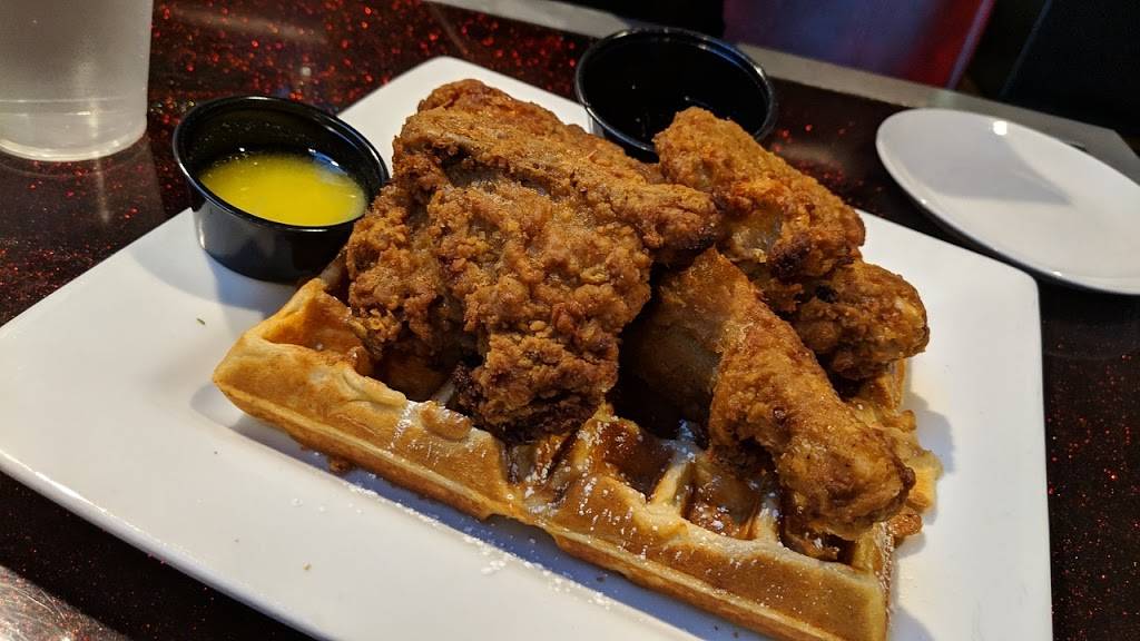 Wild N Out Bar | restaurant | 1144 Ocean Dr, Miami Beach, FL 33139, USA | 3055353500 OR +1 305-535-3500