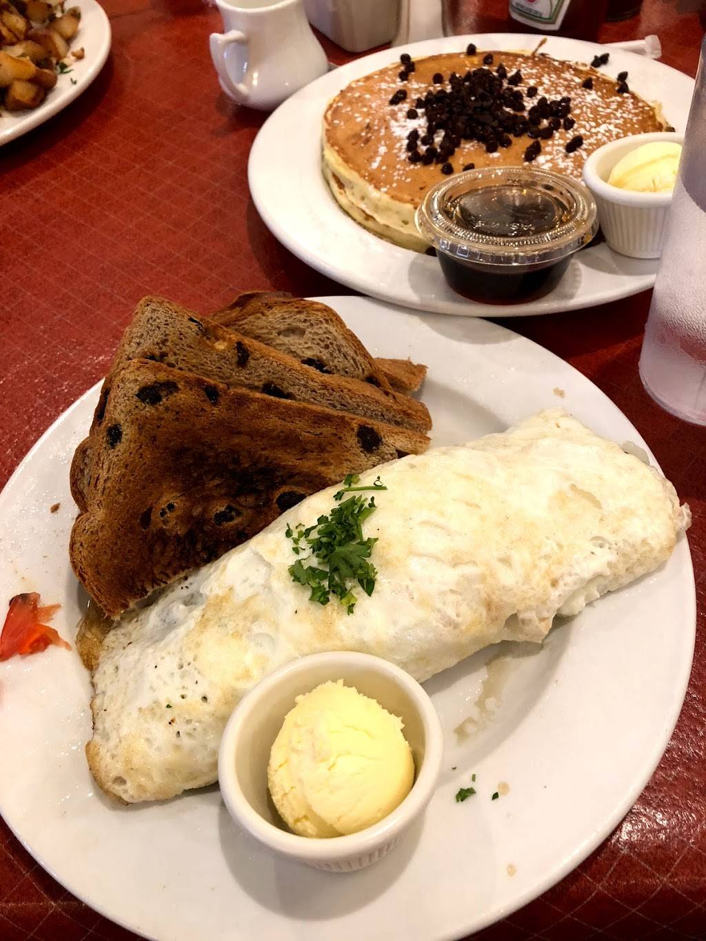 Sweet Maple Cafe | cafe | 1339 W Taylor St, Chicago, IL 60607, USA | 3122438908 OR +1 312-243-8908