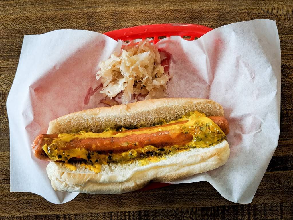 The Wienery | restaurant | 715 56th St, Sacramento, CA 95819, USA | 9164550497 OR +1 916-455-0497