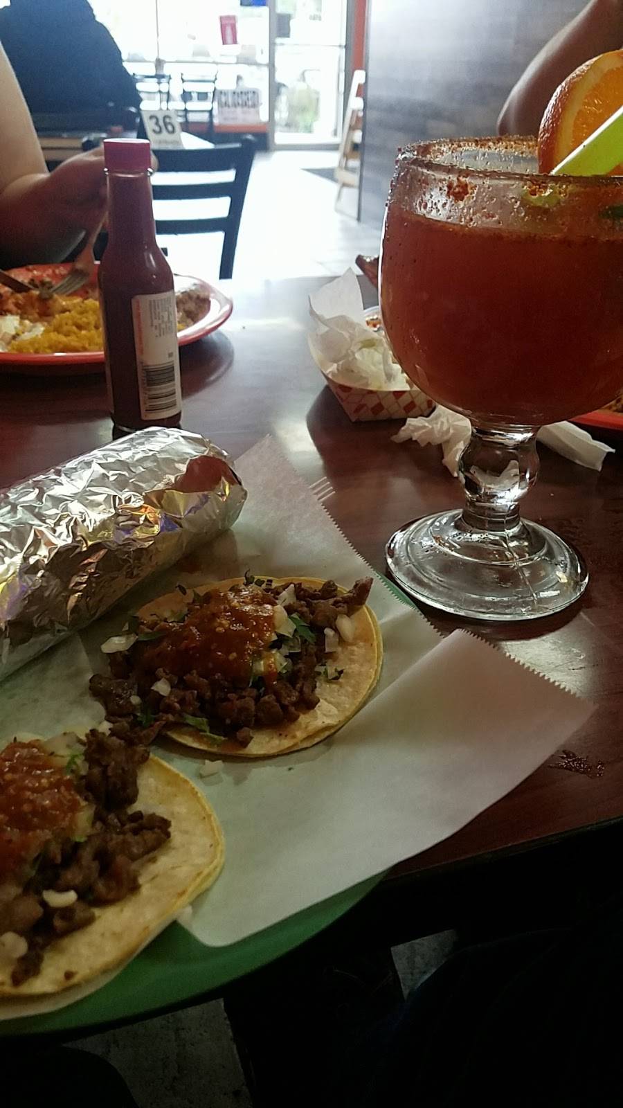 El Favorito Taqueria | restaurant | 574 Sutton Way, Grass Valley, CA 95945, USA | 5308025529 OR +1 530-802-5529