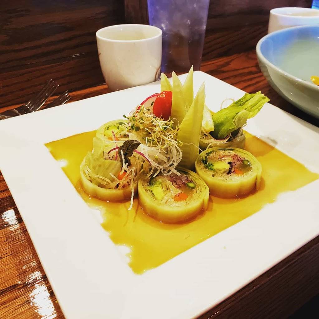 Umi Sushi | restaurant | 4430 Lavon Dr Suite 306, Garland, TX 75040, USA | 4693669191 OR +1 469-366-9191