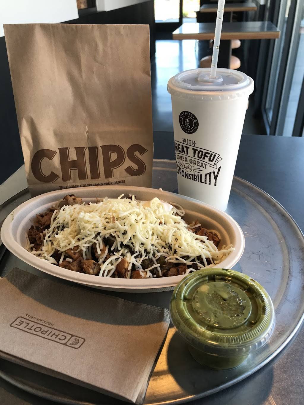 Chipotle Mexican Grill | restaurant | 2630 Mt Vernon Ave Ste 100, Bakersfield, CA 93306, USA | 6618723577 OR +1 661-872-3577