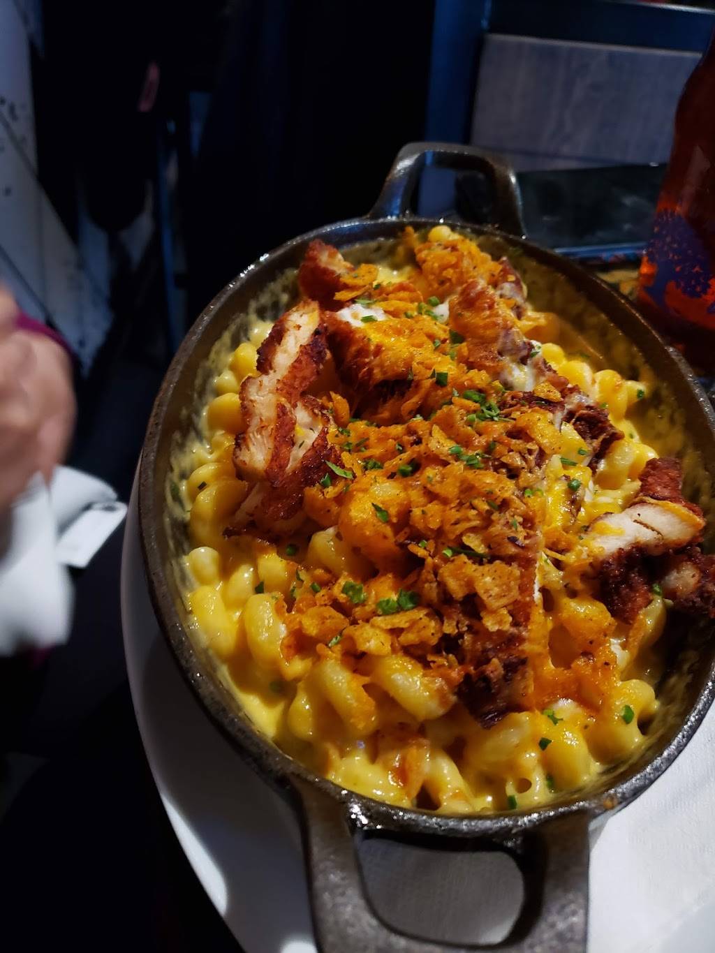 Elmhurst Brewing Company | restaurant | 171 N Addison Ave, Elmhurst, IL 60126, USA | 6308342739 OR +1 630-834-2739