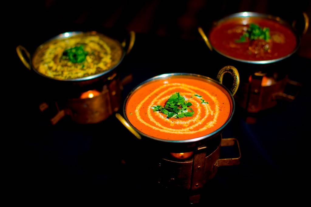 Taj Mahal Indian Restaurant | restaurant | 802 West Army Trail Road, Carol Stream, IL 60188, USA | 6302374445 OR +1 630-237-4445