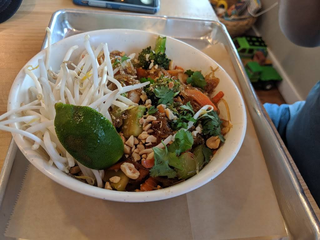 Island Nosh | restaurant | 8898 WA-525, Clinton, WA 98236, USA | 3603413828 OR +1 360-341-3828