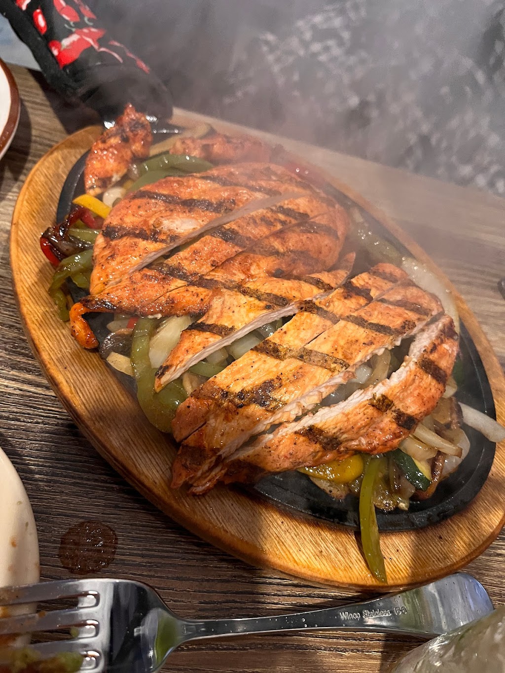 Patron Mexican Bar & Grill | restaurant | 3709 E Thousand Oaks Blvd, Thousand Oaks, CA 91362, USA | 8054187717 OR +1 805-418-7717