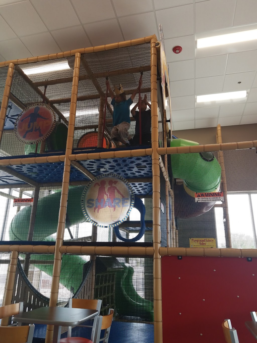 Burger King | restaurant | 2210 W Main St, Farmington, NM 87401, USA | 5053262634 OR +1 505-326-2634