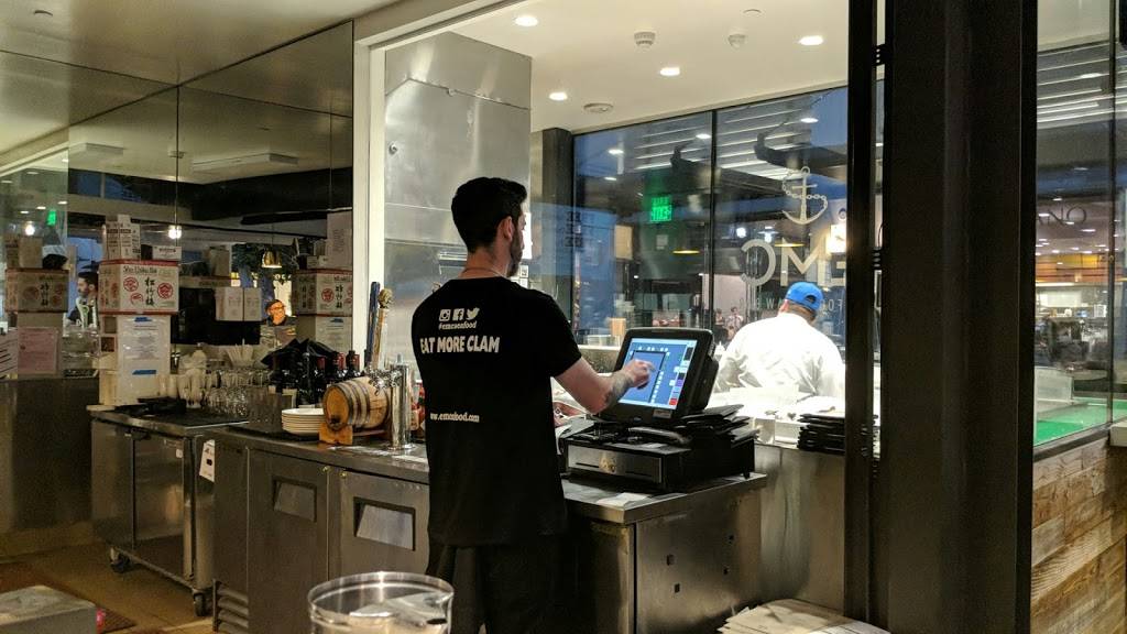 EMC Seafood & Raw Bar | restaurant | 6252 Topanga Canyon Blvd #1695, Woodland Hills, CA 91367, USA | 8187041899 OR +1 818-704-1899