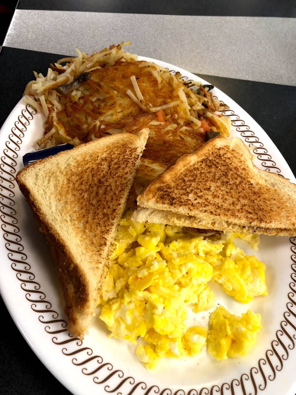 Waffle House | meal takeaway | 1039 Space Center Dr, Colorado Springs, CO 80915, USA | 7196380316 OR +1 719-638-0316