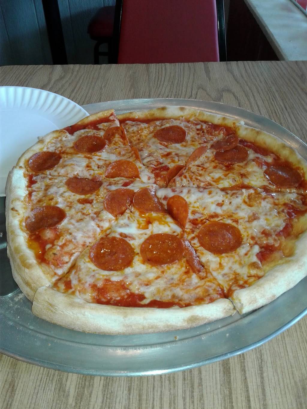 Mamas Pizza | restaurant | 3412 Derry St, Harrisburg, PA 17111, USA | 7175580030 OR +1 717-558-0030