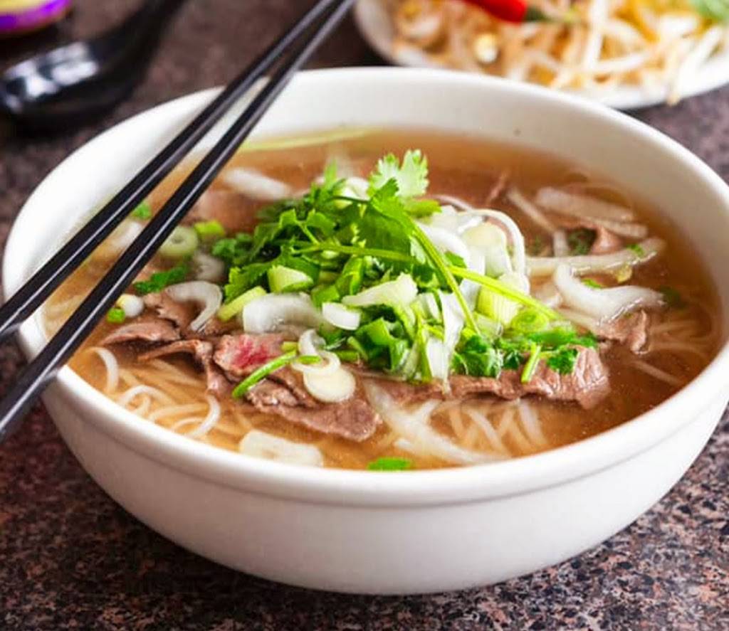 Phở Kim Long (Kim means gold/golden while Long means dragon) | restaurant | 930 Mason Rd, Katy, TX 77450, USA | 2817693679 OR +1 281-769-3679