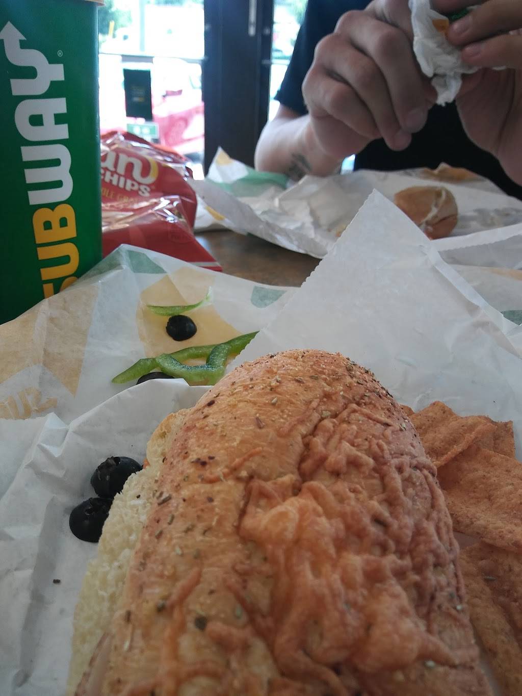 Subway | restaurant | 3940 Western Blvd, Raleigh, NC 27606, USA | 9198286518 OR +1 919-828-6518