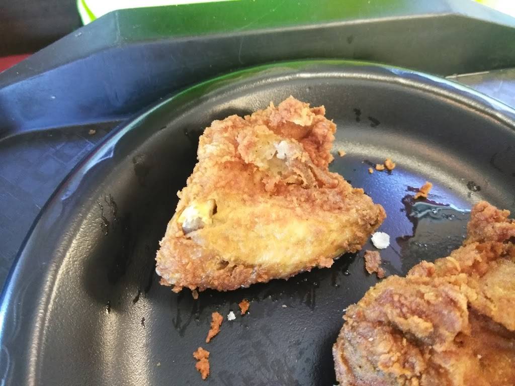 KFC | restaurant | 76106 Sidney Pl, Yulee, FL 32097, USA | 9042258643 OR +1 904-225-8643