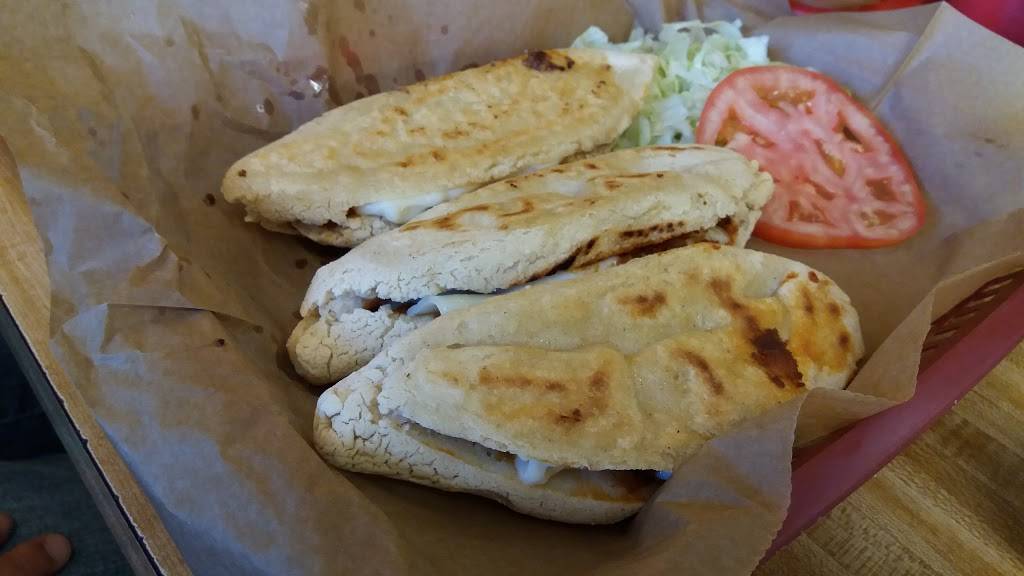 La Cabana Del Tio | restaurant | 1709 Drew St, Clearwater, FL 33755, USA | 7274660504 OR +1 727-466-0504